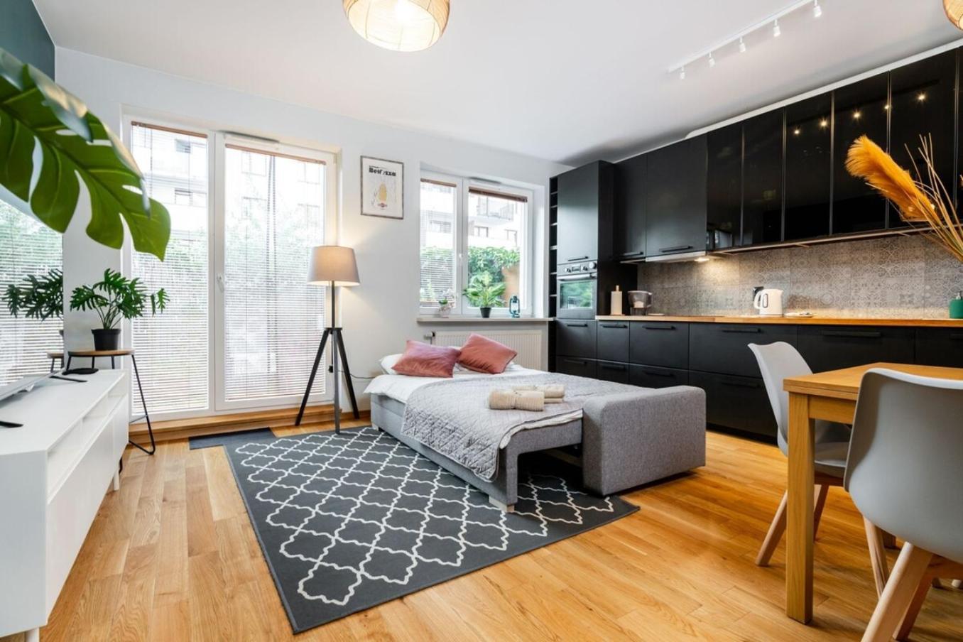 Modern 70M Apartment With Private Garden Metro Варшава Екстер'єр фото