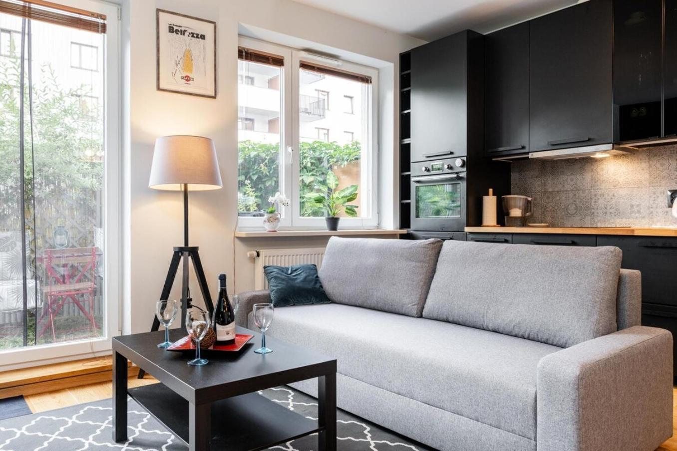 Modern 70M Apartment With Private Garden Metro Варшава Екстер'єр фото