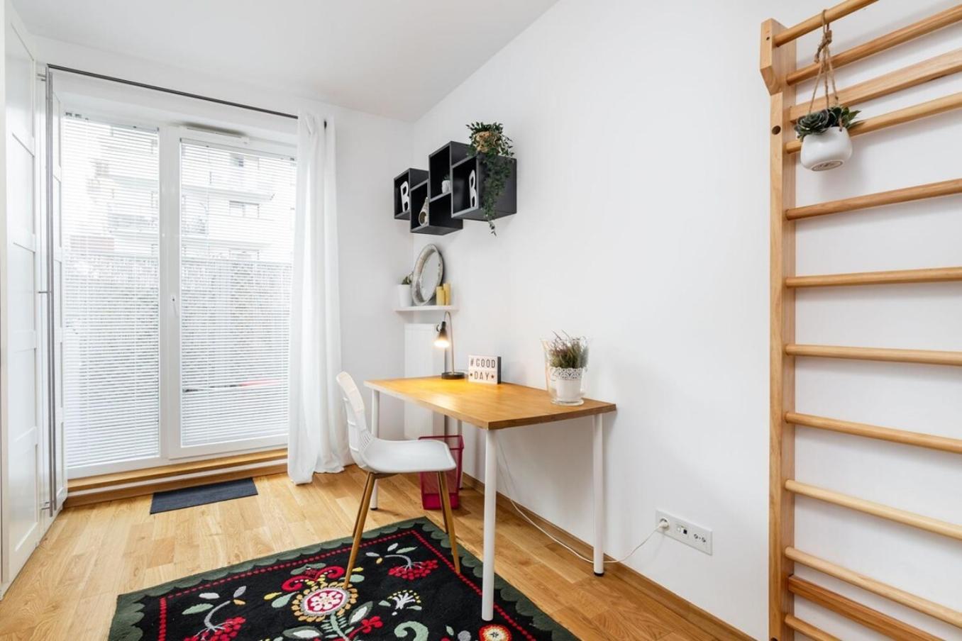Modern 70M Apartment With Private Garden Metro Варшава Екстер'єр фото
